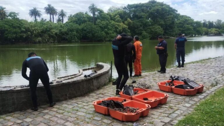 Amplio operativo: buscan en los Lagos de Palermo a un hombre que se metió a nadar y desapareció