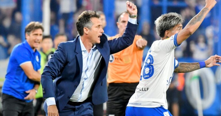 Vélez vs Sarmiento de Junín, por el Torneo Apertura 2025: minuto a minuto, en directo