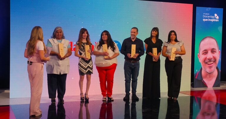 Se lanza la quinta edición del premio Docentes que Inspiran