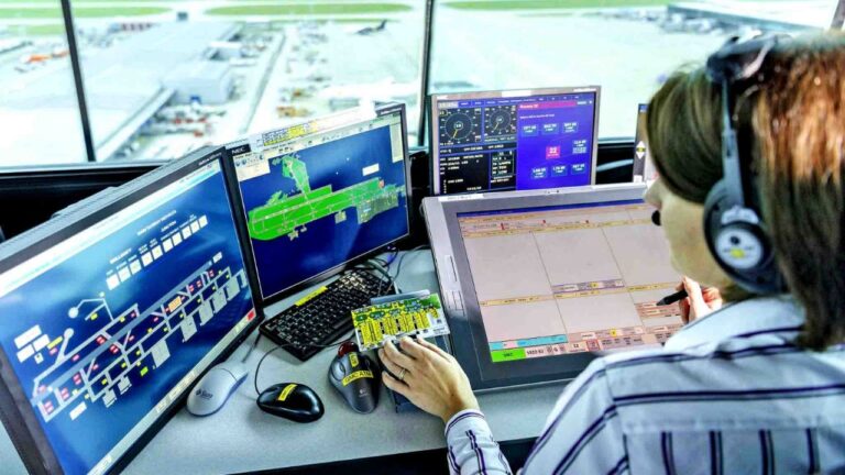 El Gobierno dictó la conciliación obligatoria en el conflicto de controladores aéreos