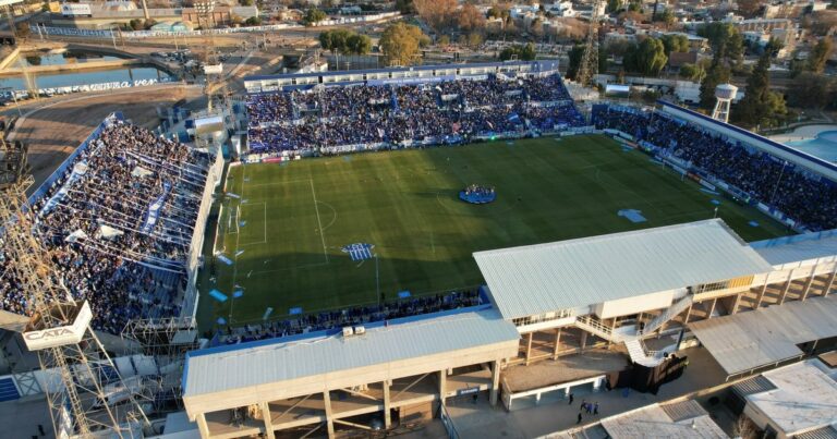 Partido histórico: Godoy Cruz vuelve a jugar en el Gambarte ante Sarmiento
