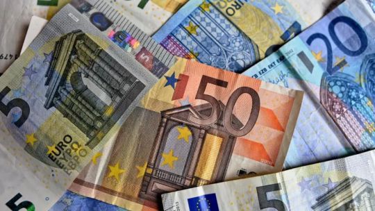 A cuánto cerró el euro blue este miércoles 23 de julio