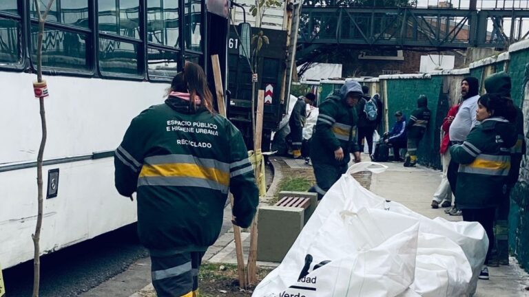 La Ciudad deja de financiar el traslado de recicladores ligados a Juan Grabois
