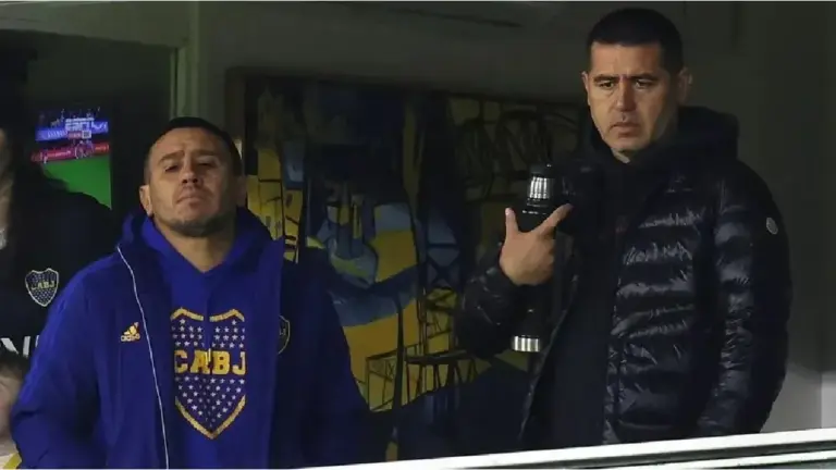 Arde el mundo Boca: aparecieron pasacalles amenazantes contra Juan Román Riquelme en Mendoza
