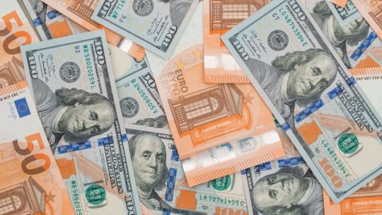 Euro hoy y euro blue hoy, EN VIVO: el minuto a minuto de la cotización de este martes 19 de agosto de 2025