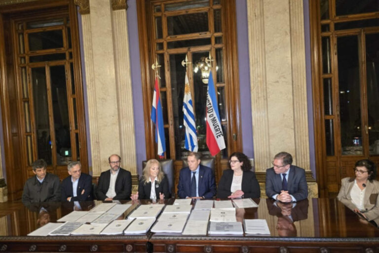 Uruguay, el Estado más pesado de Latinoamérica