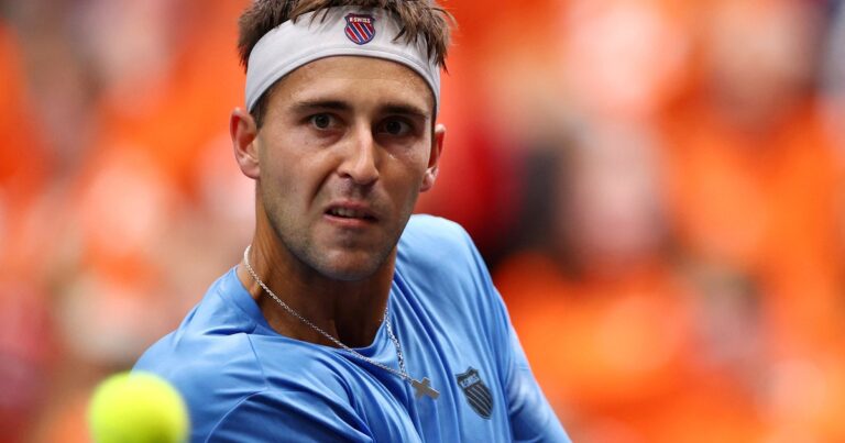 Países Bajos vs Argentina por la Copa Davis, EN VIVO: Tomás Etcheverry le ganó a Jesper De Jong y Fran Cerúndolo va contra Van de Zandschulp