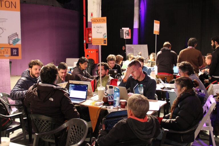 Se viene la Media Party 2025, el encuentro de profesionales de medios para reinventar el periodismo con IA