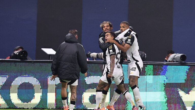 Copa Sudamericana: Atlético Mineiro rescató un agónico empate en la semi de ida ante Independiente del Valle