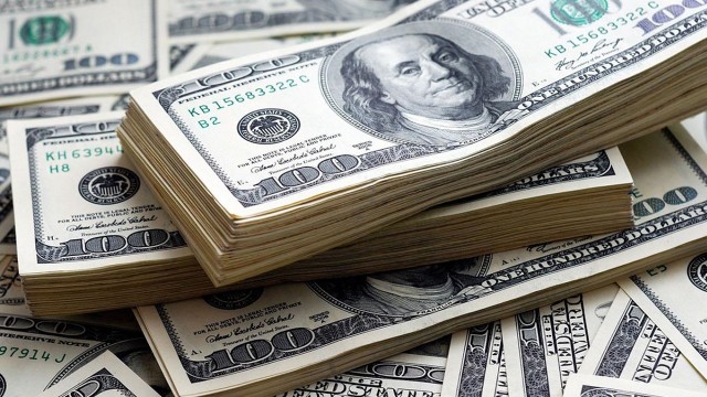 Más vencimientos en dólares, pesos escasos y tasas en alza: el cóctel que amenaza al dólar en enero