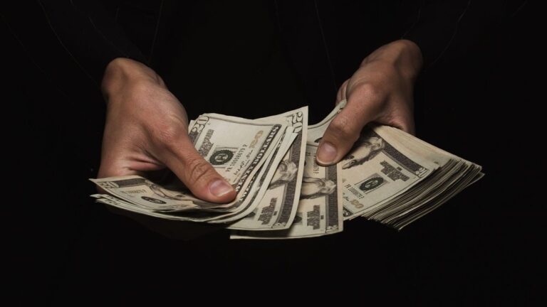 Dólar hoy EN VIVO: cuál es la cotización del oficial y blue este miércoles 11 de febrero, minuto a minuto