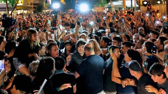 Tercer año de la era Milei: crece la desaprobación y la corrupción aparece como el principal problema del país